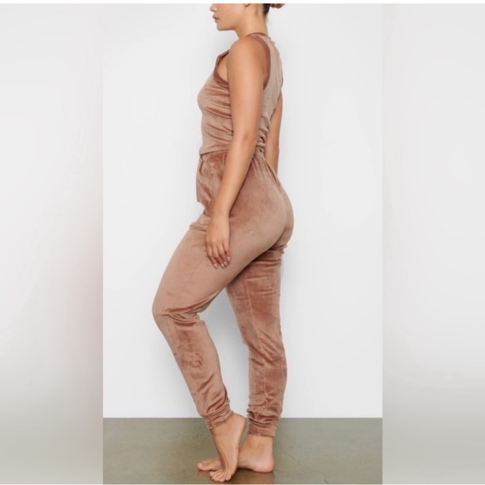 SKIMS Joggers